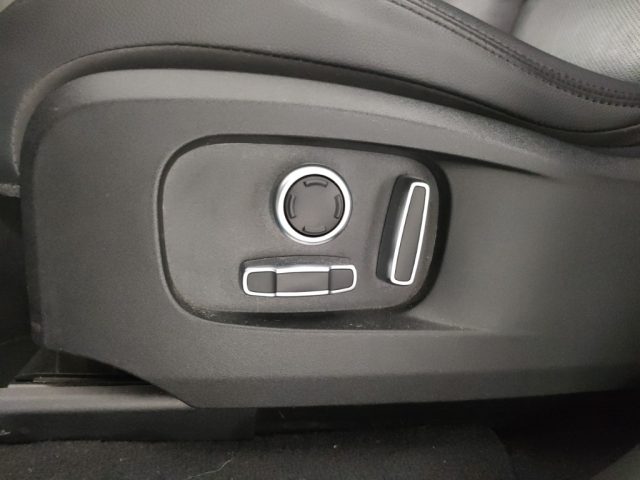 JAGUAR F-Pace usata, con USB