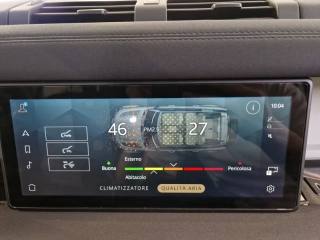 LAND ROVER Defender usata, con USB