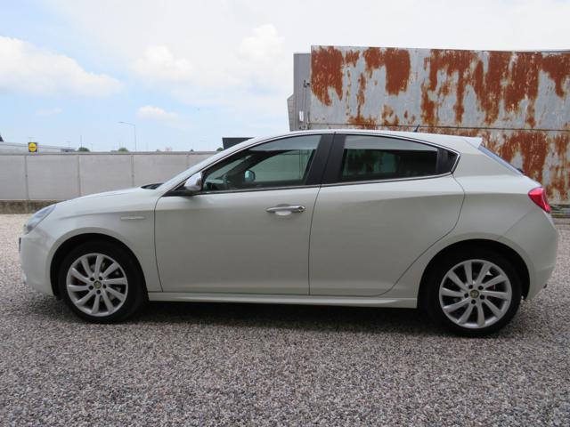 ALFA ROMEO Giulietta usata, con Alzacristalli elettrici