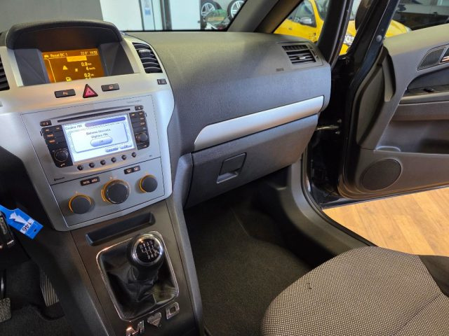 OPEL Zafira usata, con ESP