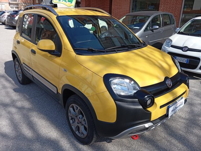 FIAT Panda Cross usata, con Airbag laterali