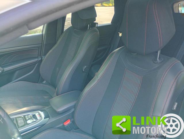 PEUGEOT 308 usata, con Volante in pelle