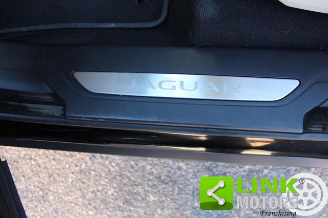 JAGUAR F-Pace usata, con Sistema di navigazione