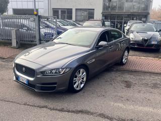 JAGUAR XE usata, con Airbag