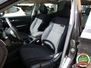 NISSAN Qashqai usata, con Controllo automatico clima