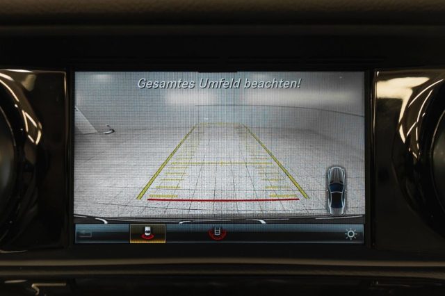 MERCEDES-BENZ SLC 300 usata, con Controllo trazione