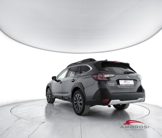 SUBARU OUTBACK usata 3