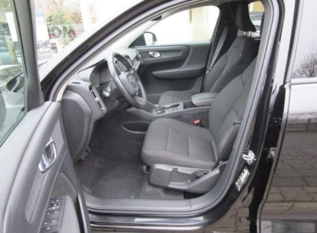 VOLVO XC40 usata, con Climatizzatore