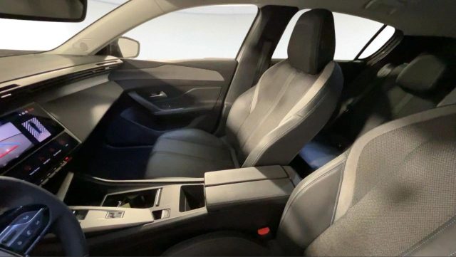 PEUGEOT 308 usata, con Autoradio