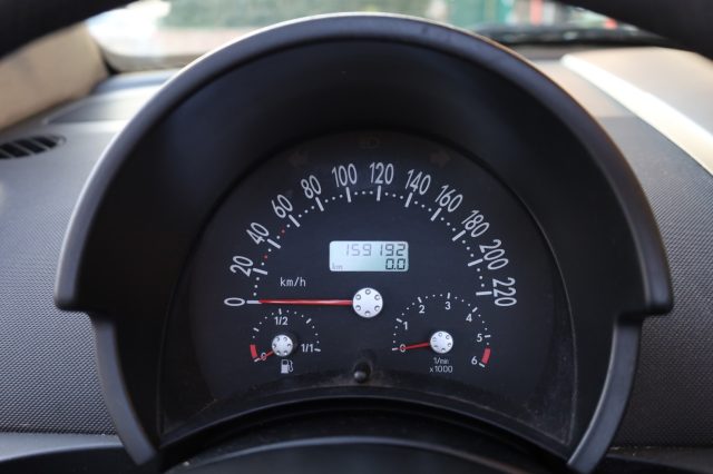 VOLKSWAGEN New Beetle usata, con Autoradio