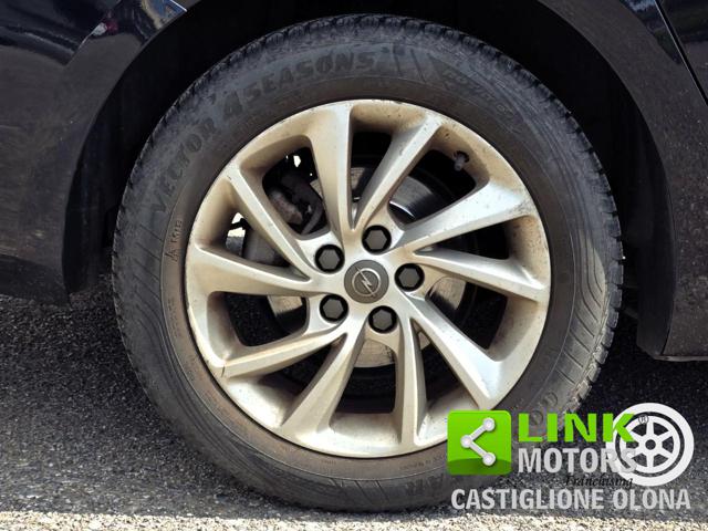 OPEL Astra usata, con Sedile posteriore sdoppiato