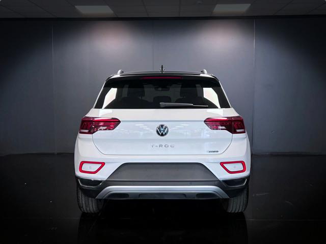 VOLKSWAGEN T-Roc usata, con Autoradio
