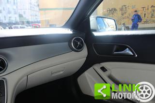 MERCEDES-BENZ GLA 200 usata, con Volante in pelle