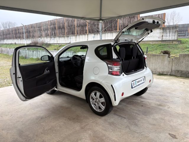 TOYOTA iQ usata 35