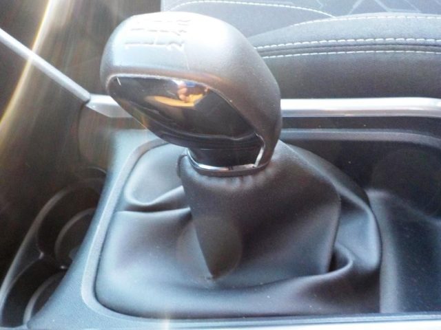 PEUGEOT 2008 usata 39