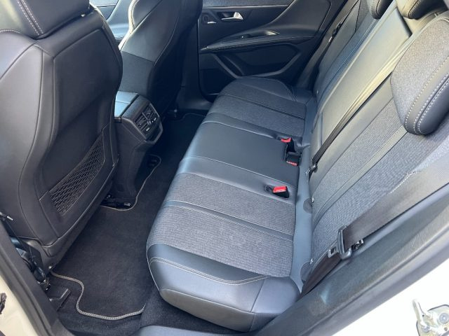 PEUGEOT 3008 usata 15