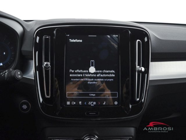 VOLVO XC40 usata 13