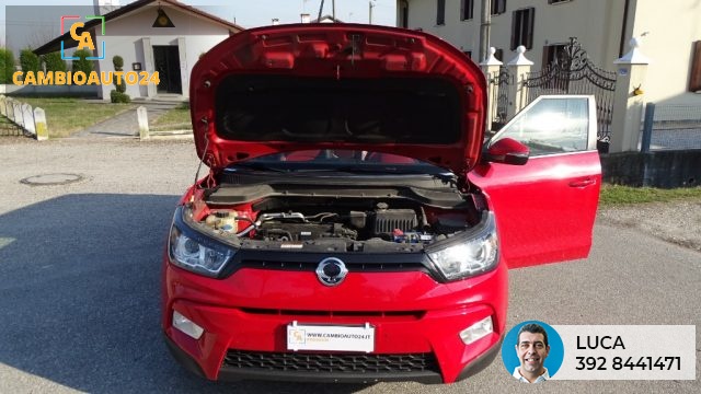 SSANGYONG Tivoli usata 124