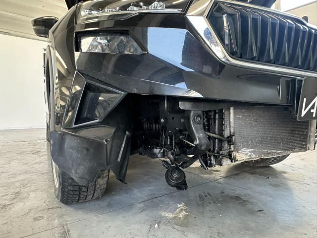 SKODA Karoq usata, con Fendinebbia