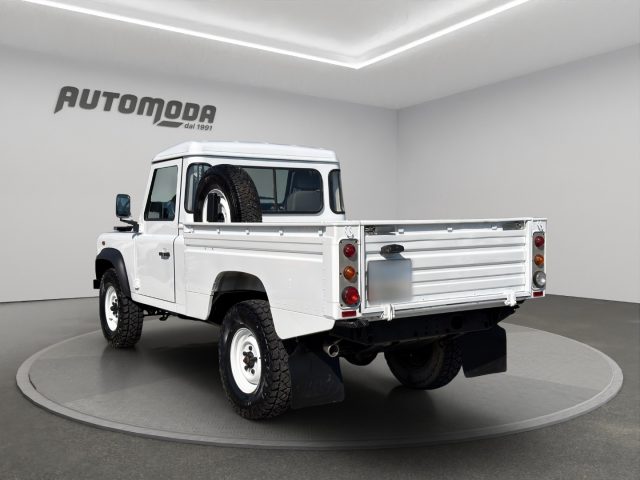 LAND ROVER Defender usata 5