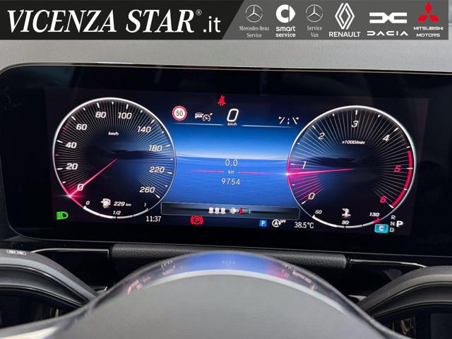 MERCEDES-BENZ GLA 200 usata, con Chiusura centralizzata