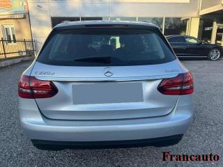 MERCEDES-BENZ C 220 usata, con Autoradio