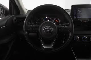 TOYOTA Yaris usata 11