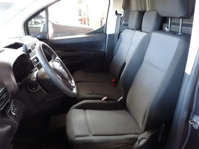 OPEL Combo usata, con Boardcomputer