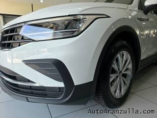 VOLKSWAGEN Tiguan usata, con Fari LED