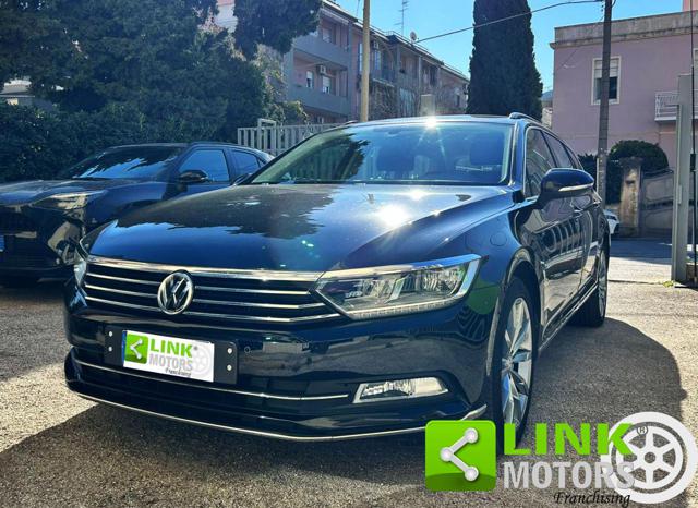 VOLKSWAGEN Passat Variant usata, con Airbag laterali