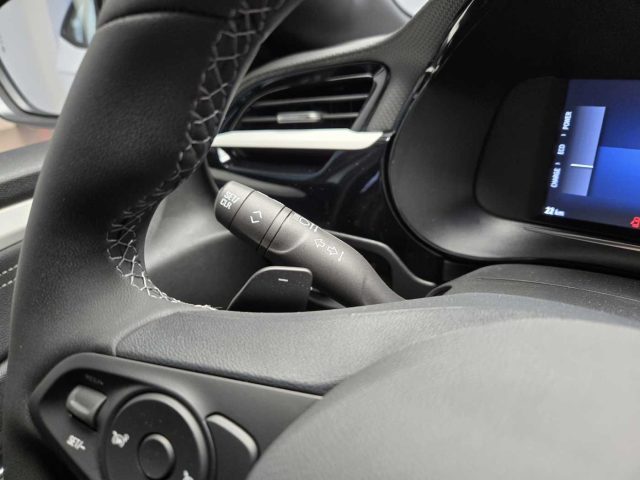 OPEL Corsa usata, con Sensore di luce