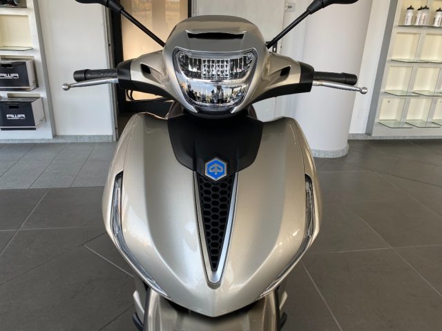 PIAGGIO Beverly 300 i.e. usata 3