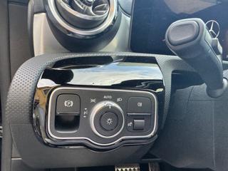 MERCEDES-BENZ CLA 200 usata, con Vetri oscurati