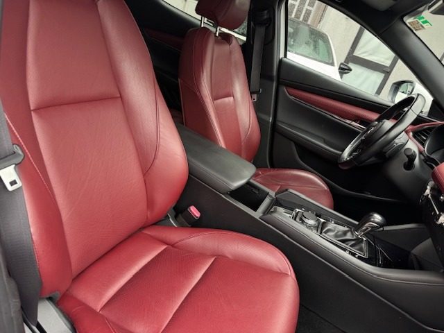 MAZDA 3 usata, con Interni in pelle