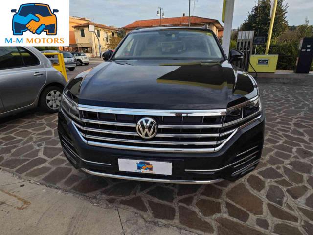 VOLKSWAGEN Touareg usata, con Antifurto