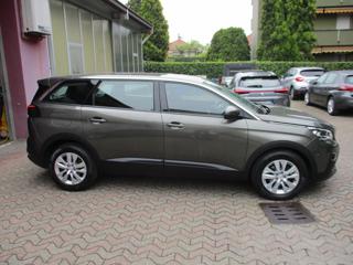 PEUGEOT 5008 usata, con Chiusura centralizzata