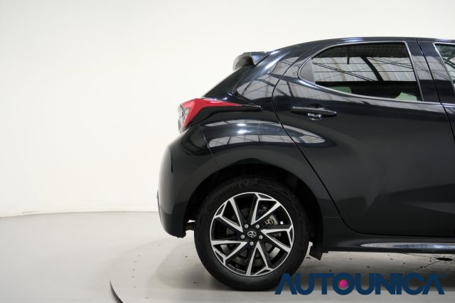 TOYOTA Yaris usata 49