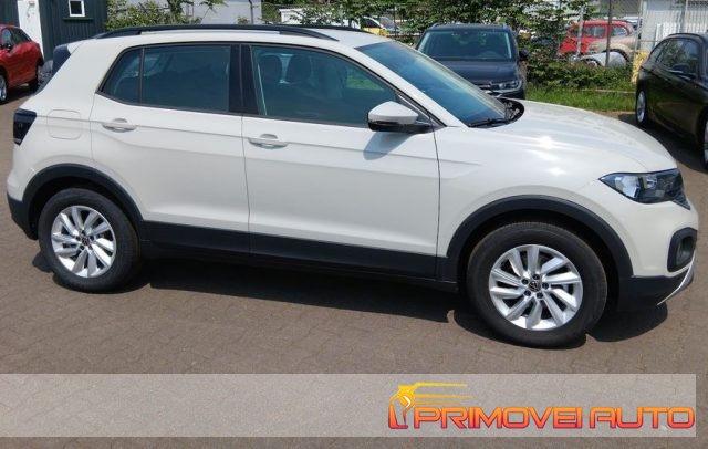 VOLKSWAGEN T-Cross usata, con Autoradio