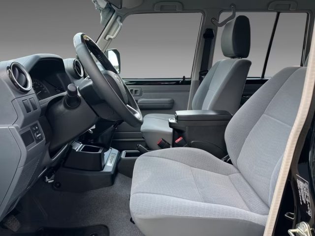 TOYOTA Land Cruiser usata, con Chiusura centralizzata