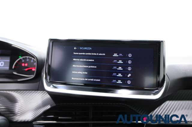 PEUGEOT 208 usata, con Sensore di luce
