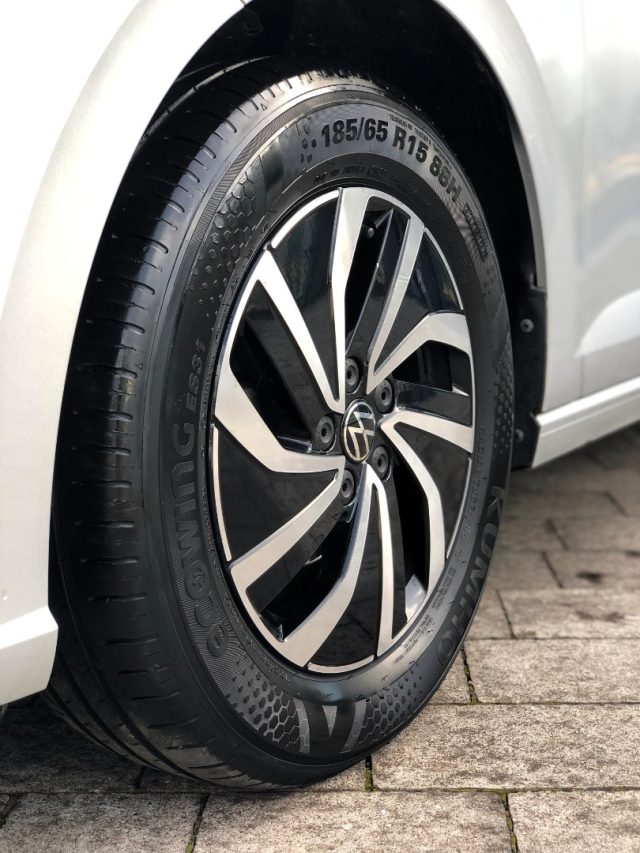 VOLKSWAGEN Polo usata, con Autoradio
