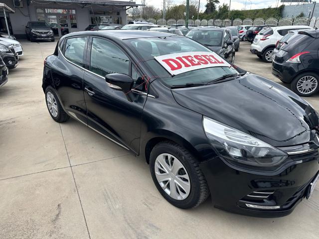 RENAULT Clio usata, con Airbag laterali