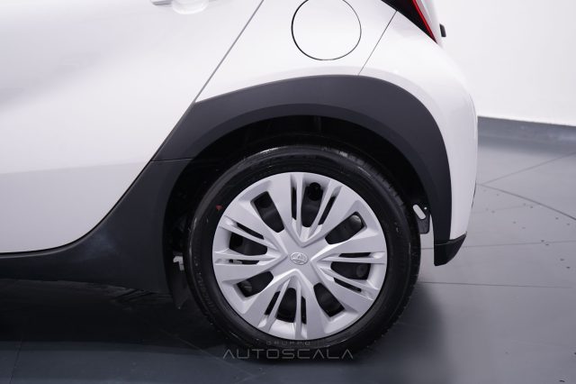 TOYOTA Aygo X usata, con Apple CarPlay