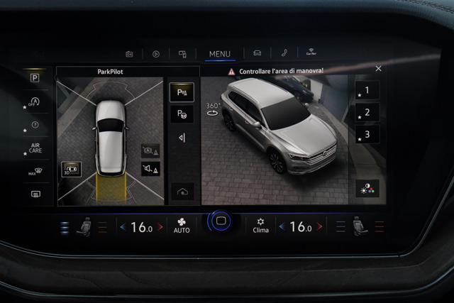 VOLKSWAGEN Touareg usata, con Specchietti laterali elettrici