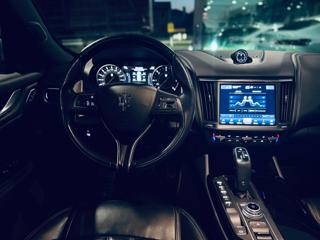 MASERATI Levante usata, con Autoradio