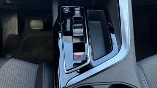 PEUGEOT 3008 usata, con Cruise Control