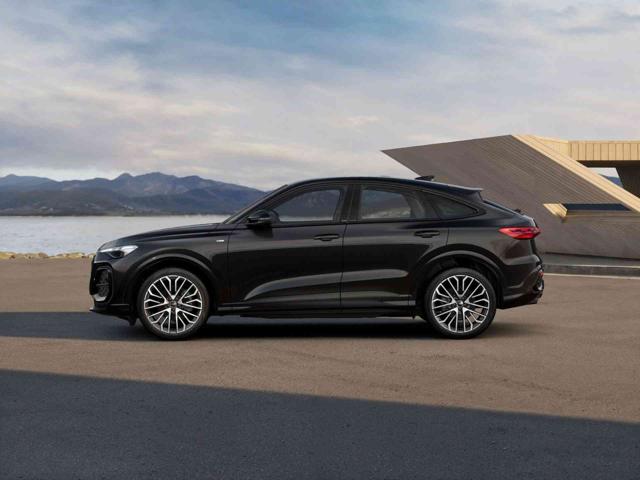 AUDI Q5 usata, con Autoradio