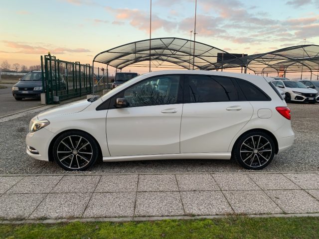 MERCEDES-BENZ B 180 usata, con Cerchi in lega