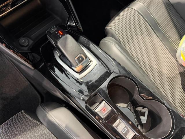 PEUGEOT 2008 usata, con Specchietti laterali elettrici