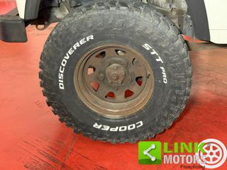 LAND ROVER Defender usata 16